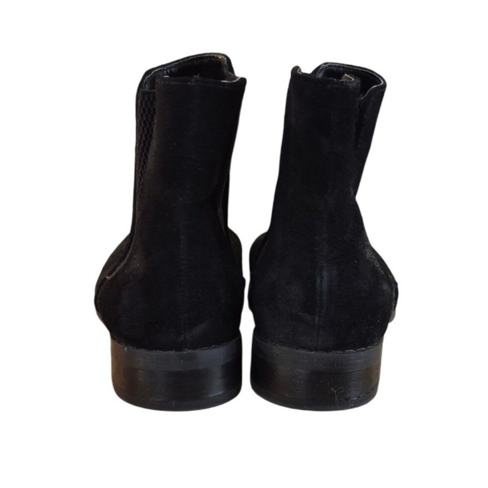 Womens Laura Scott Chelsea Boots Minimalist Classic Sleek Streetwear Goth Indie